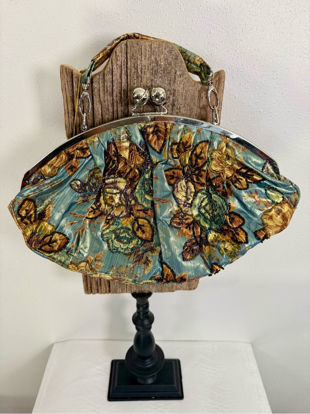Vintage Floral Beaded Embroidered Frame Handbag Aqua Evening Bag